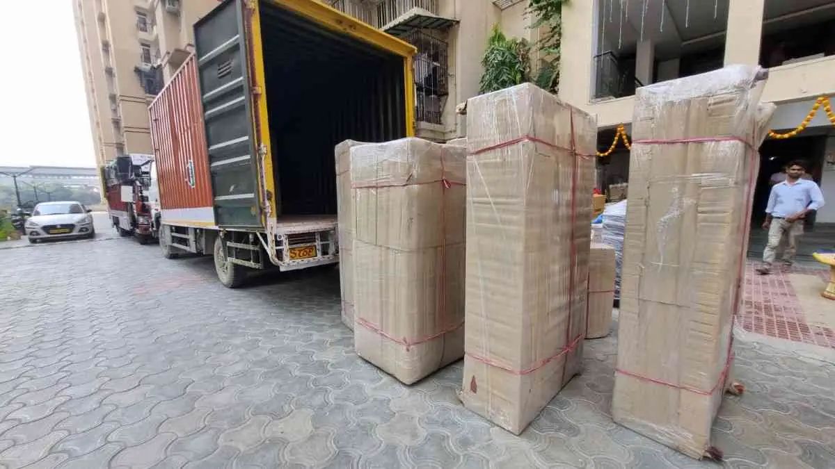Professional packers and movers home shifting services